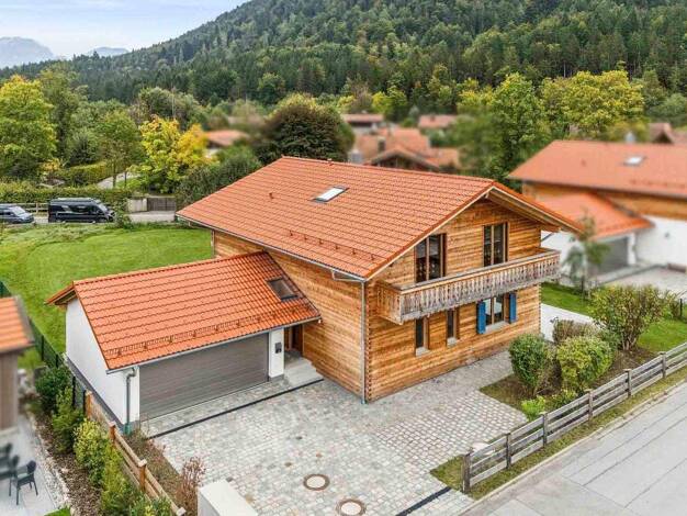 Einfamilienhaus zum Kauf - Erstbezug 2.499.000 € 4 Zimmer 201,9 m² 1.142,1 m² Grundstück Neuhaus Schliersee 83727