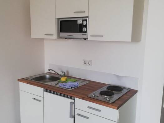 Studio zur Miete 430 € 1 Zimmer 27 m² 2. Geschoss frei ab 01.07.2026 Petersberger Straße 111 b Petersberg Fulda 36100