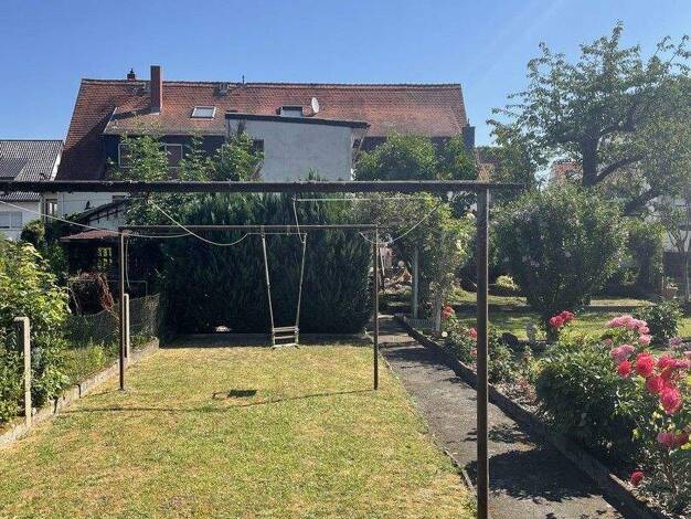 Doppelhaushälfte zum Kauf provisionsfrei 690.000 € 7 Zimmer 170 m² 684 m² Grundstück Harheim Frankfurt 60437
