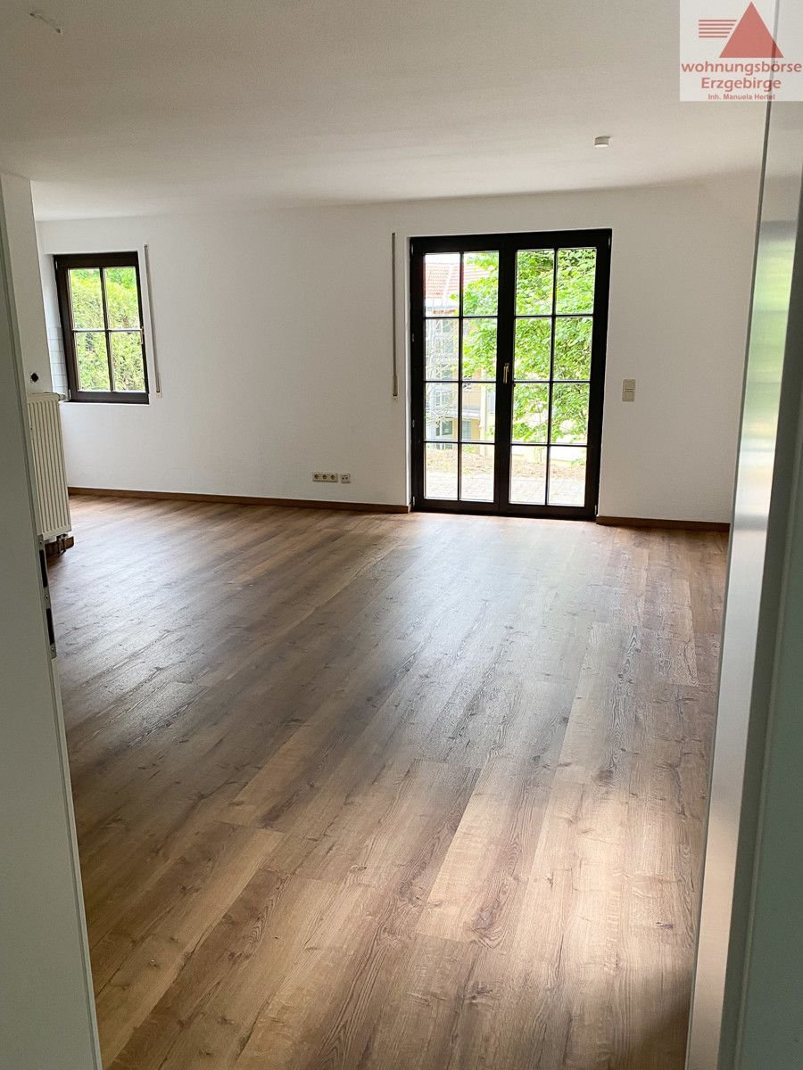 Wohnung zur Miete 260 € 2 Zimmer 50 m²<br/>Wohnfläche EG<br/>Geschoss ab sofort<br/>Verfügbarkeit Finkenweg 26/1 Burkhardtsdorf Burkhardtsdorf 09235