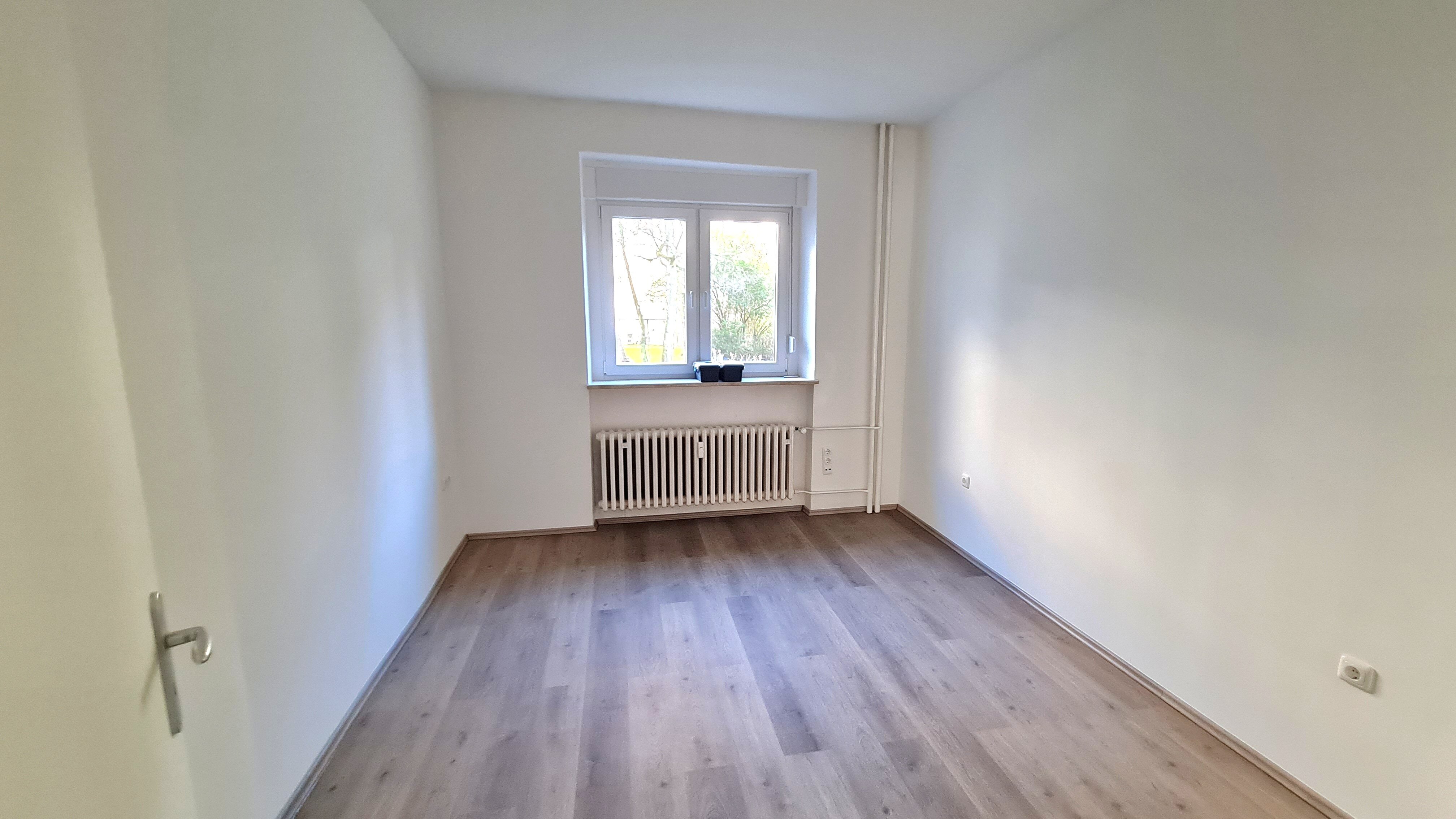 Wohnung zur Miete 525 € 3 Zimmer 70 m²<br/>Wohnfläche EG<br/>Geschoss Karl-Lehr-Str. 163 Neudorf - Süd Duisburg 47057