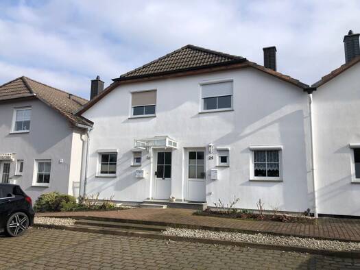 Einfamilienhaus zum Kauf 175.000 € 3 Zimmer 74 m² 142 m² Grundstück frei ab sofort Robert-Birkner-Weg 24 Apolda 99510