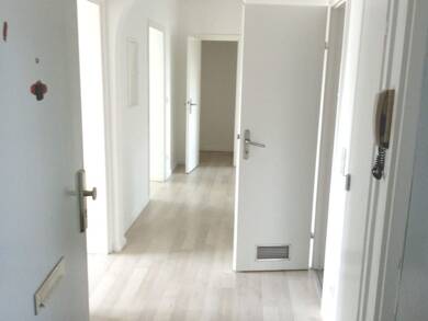 Wohnung zur Miete 636 € 3 Zimmer 78,5 m² 3. Geschoss frei ab sofort Eisenacher Straße 1 Coburg Coburg 96450