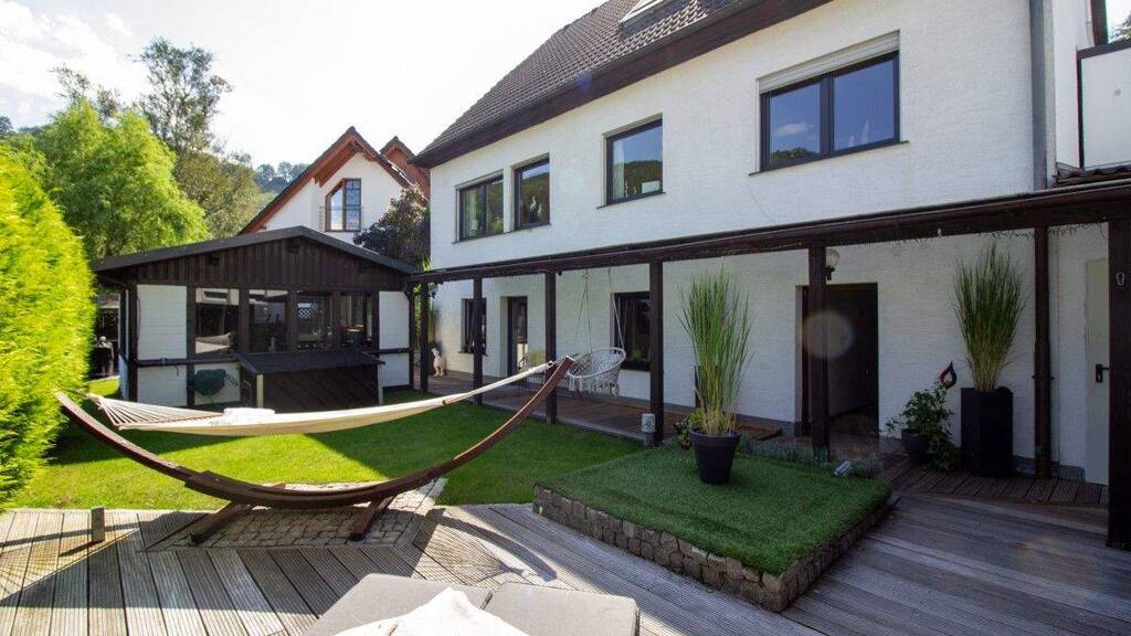 Mehrfamilienhaus zum Kauf 359.000 € 7 Zimmer 185 m² 532 m² Grundstück Werdohl 58791