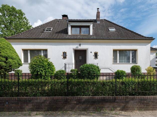 Einfamilienhaus zum Kauf provisionsfrei 1.749.000 € 7 Zimmer 215 m² 1.151 m² Grundstück frei ab 01.01.2027 Zehlendorf Steglitz-Zehlendorf 14163