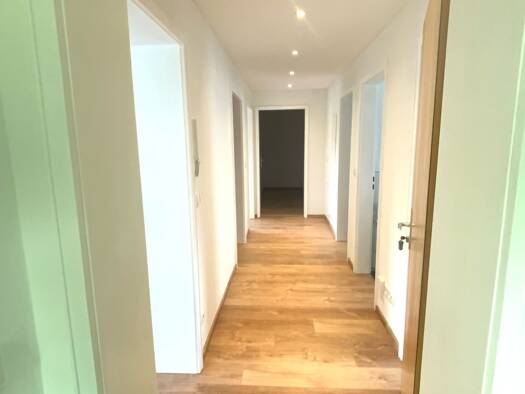 Wohnung zur Miete 1.200 € 3 Zimmer 80 m² Geschoss 1/2 frei ab sofort Stätzling Friedberg 86316