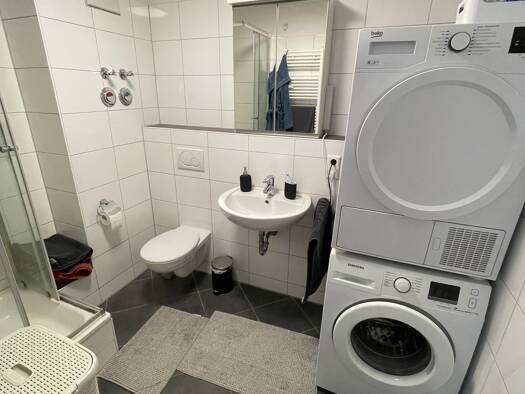 Wohnung zur Miete 575 € 2 Zimmer 42 m² Geschoss 4/4 frei ab 15.08.2025 Luisenstraße 113 Südstadt Karlsruhe 76137
