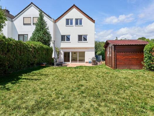 Reihenendhaus zur Miete 3.300 € 6 Zimmer 185 m² 405 m² Grundstück frei ab sofort Biebrich Wiesbaden / Biebrich 65203