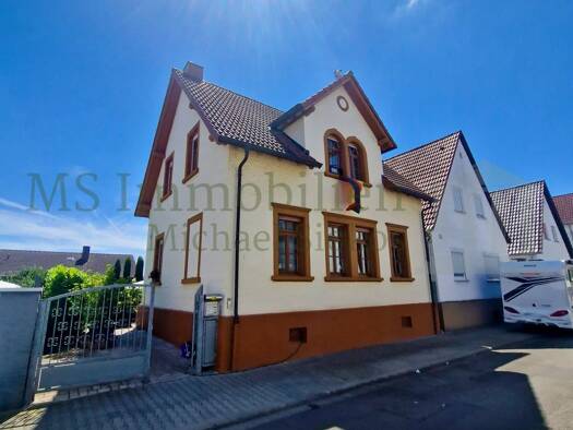 Haus zum Kauf 927.000 € 10 Zimmer 235 m² 818 m² Grundstück Lampertheim 68623