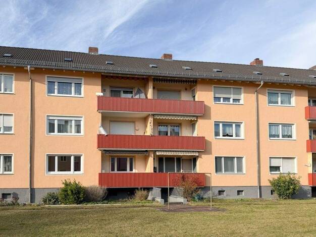 Wohnung zum Kauf 215.000 € 3 Zimmer 65 m² Pettenkoferstraße 21 Werderau Nürnberg 90441