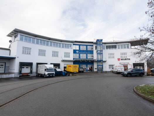 Logistikzentrum zur Miete provisionsfrei 8 € 400 m² Lagerfläche teilbar von 50 m² bis 400 m² Im Entenbad 23 Hauingen Lörrach 79541