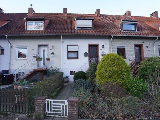 Reihenmittelhaus zum Kauf 187.000 € 3 Zimmer 67 m² 153 m² Grundstück frei ab sofort Kirchseelter Straße 103 Kirchhuchting Bremen 28259