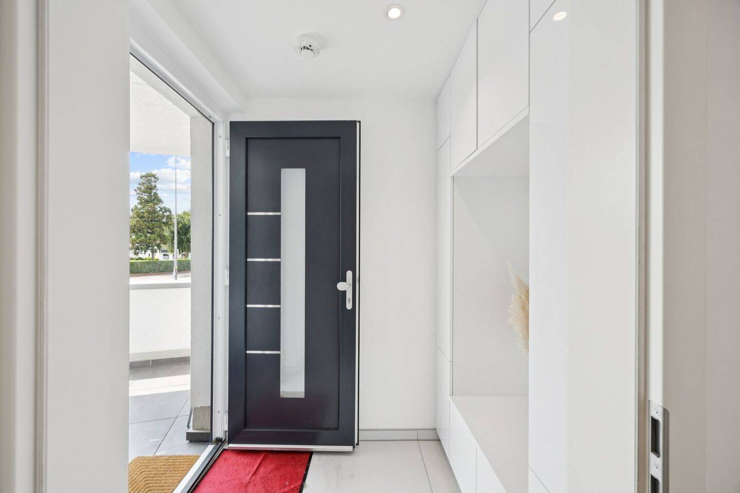 Property thumbnail 12