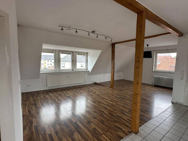 Wohnung zur Miete 650 € 3 Zimmer 80 m² Dachgeschoss, 2. Geschoss Konrad-Adenauer-Straße 2 Altgarbsen - Ost Garbsen 30823