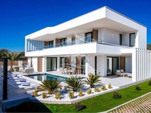 Einfamilienhaus zum Kauf 2.800.000 € 7 Zimmer Bibinje 23205