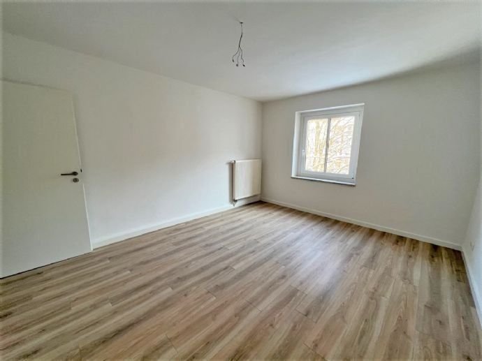 Wohnung zur Miete 309 € 2 Zimmer 49 m²<br/>Wohnfläche EG<br/>Geschoss ab sofort<br/>Verfügbarkeit Erzweg 2 Donatsviertel Freiberg 09599