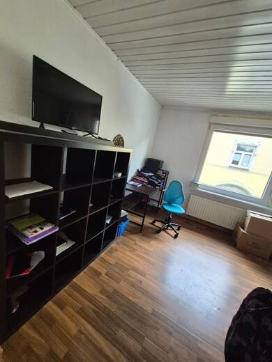 Wohnung zum Kauf 89.900 € 3 Zimmer 90 m² 2. Geschoss frei ab sofort Hörder Straße 8 Mitte Schwerte 58239