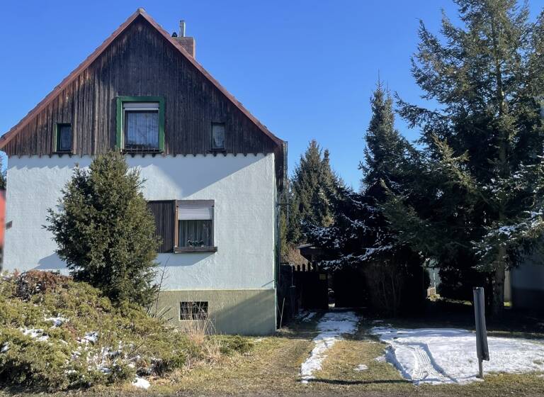 Einfamilienhaus zum Kauf 85.000 € 4 Zimmer 78 m²<br/>Wohnfläche 2.375 m²<br/>Grundstück Schwarzkollm Hoyerswerda 02977