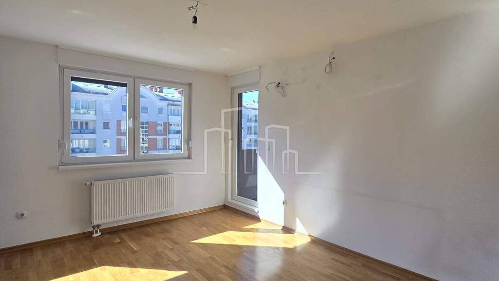 Wohnung zur Miete 409 € 4 Zimmer 2. Geschoss Sarajevo 71000