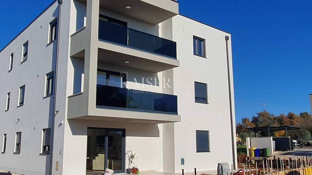 Wohnung zum Kauf 260.000 € 3 Zimmer 64 m² 2. Geschoss Umag Centar, Luka, Finida