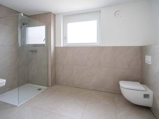 Wohnung zum Kauf - Erstbezug provisionsfrei 412.800 € 3,5 Zimmer 84,3 m² 1. Geschoss Laichingen 89150