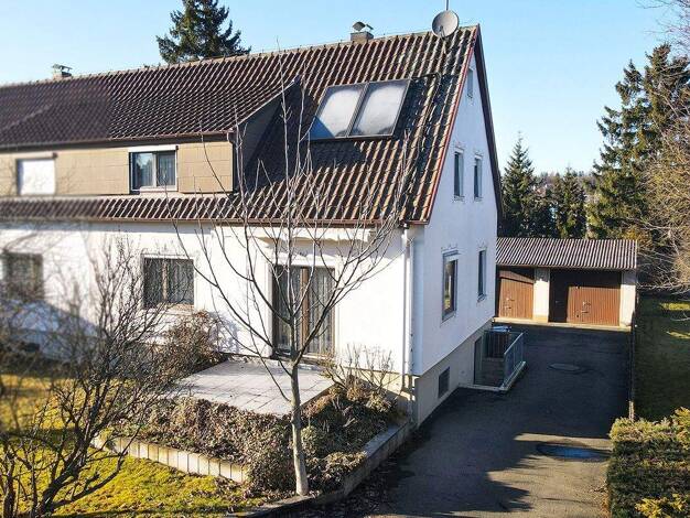 Doppelhaushälfte zum Kauf 198.000 € 4,5 Zimmer 100 m² 441 m² Grundstück Winterlingen 72474