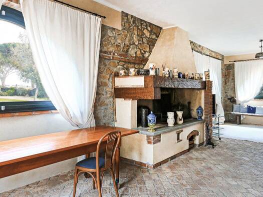 Haus zum Kauf 3.100.000 € 670 m² 10.000 m² Grundstück Castiglione della Pescaia 58043
