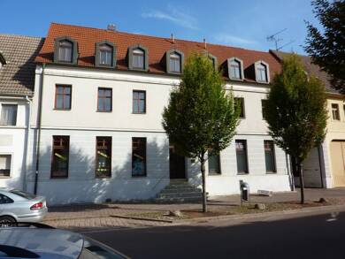 Wohnung zur Miete 406 € 3 Zimmer 70 m² 2. Geschoss frei ab sofort Dessauer Straße 3 Aken Aken (Elbe) 06385