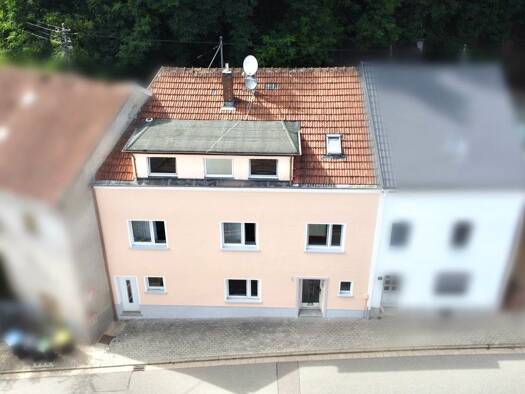 Mehrfamilienhaus zum Kauf 134.000 € 4 Zimmer 125 m² 188 m² Grundstück Beckingen Beckingen 66701