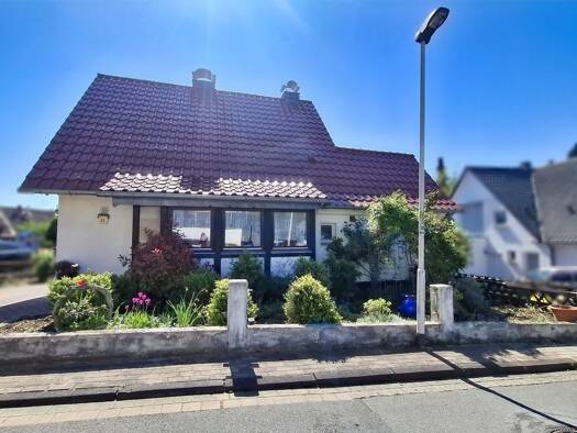 Mehrfamilienhaus zum Kauf 475.000 € 7 Zimmer 230 m² 855 m² Grundstück Basberg Hameln 31787