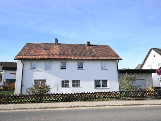 Einfamilienhaus zum Kauf 149.800 € 6 Zimmer 151 m² 593 m² Grundstück Seubersdorf Seubersdorf in der Oberpfalz 92358