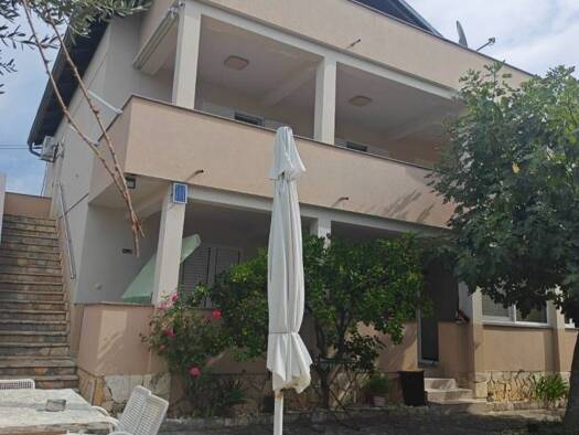 Einfamilienhaus zum Kauf 640.000 € 6 Zimmer 144 m² Nikole Tavelića 12 Sveti Filip i Jakov 23207