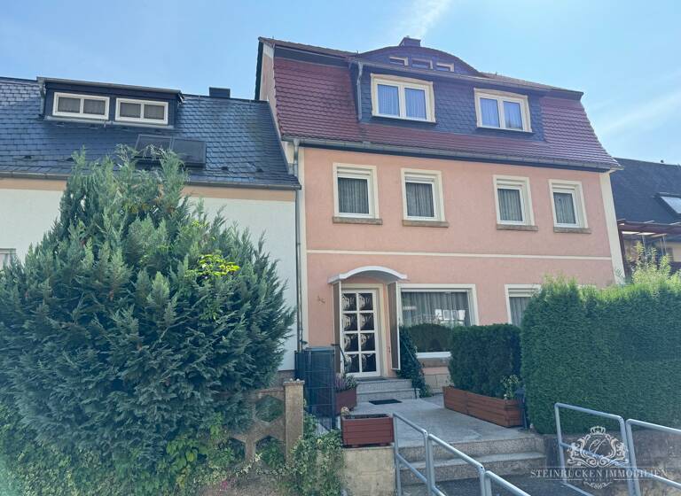 Reihenmittelhaus zum Kauf 170.000 € 6 Zimmer 159 m²<br/>Wohnfläche 187 m²<br/>Grundstück Krippen Bad Schandau 01814