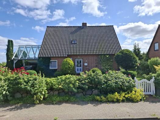 Einfamilienhaus zum Kauf provisionsfrei 385.000 € 6 Zimmer 120 m² 950 m² Grundstück frei ab 01.10.2026 Rabanser Weg 4 Behrensdorf 24321