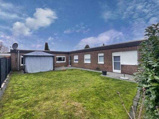 Bungalow zum Kauf 325.000 € 4 Zimmer 136 m² 400 m² Grundstück Schloß Holte Schloß Holte-Stukenbrock 33758