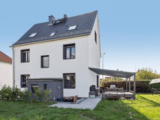 Einfamilienhaus zum Kauf 748.000 € 6 Zimmer 154,8 m² 687 m² Grundstück Nieder-Wöllstadt Wöllstadt 61206
