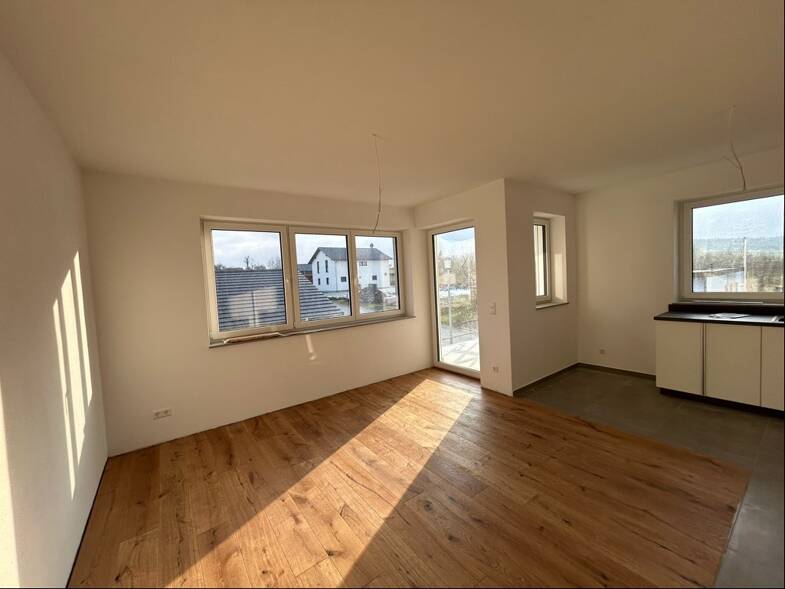Wohnung zur Miete 945 € 3 Zimmer 80,3 m² 1. Geschoss frei ab sofort Weiltingen Weiltingen 91744