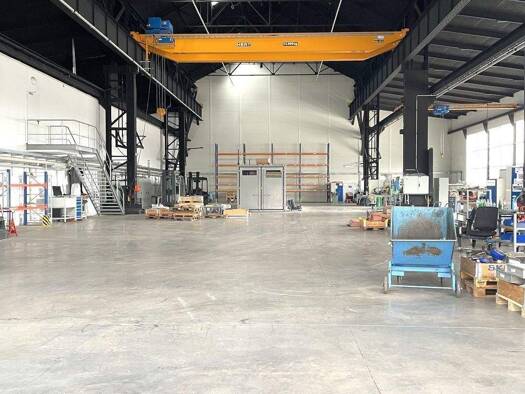 Halle/Industriefläche zur Miete 9.200 € 1.900 m² Lagerfläche teilbar von 1.400 m² bis 1.900 m² Im Schiffelland St. Ingbert Sankt Ingbert 66386