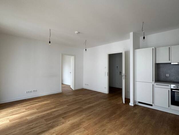 Wohnung zur Miete 819 € 2 Zimmer 63 m² 4. Geschoss Werner-Salomon-Straße 9 Nauen Nauen 14641