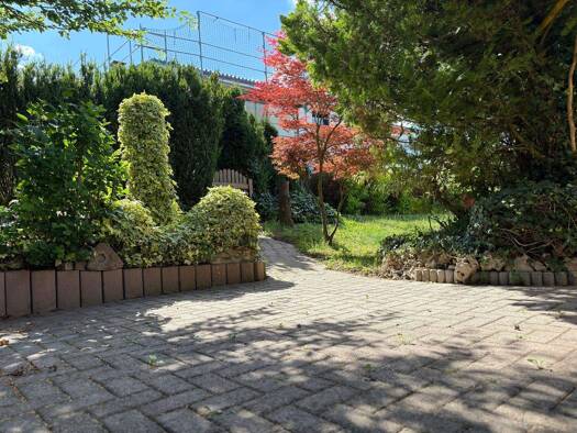 Reihenendhaus zum Kauf 375.000 € 4 Zimmer 92 m² 245 m² Grundstück Orschel-Hagen Reutlingen 72760