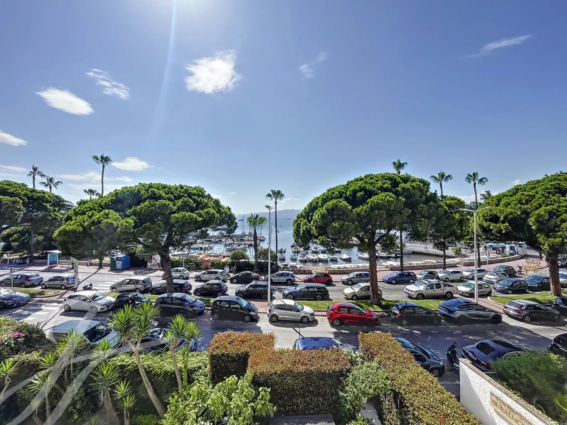 Apartment zum Kauf provisionsfrei 1.590.000 € 3 Zimmer 63 m²<br/>Wohnfläche 2.<br/>Geschoss Le Vieux Port-Les Iles Cannes 06400