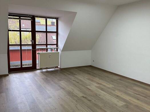 Wohnung zur Miete 680 € 2 Zimmer 58,9 m² 2. Geschoss frei ab 01.05.2026 Altenplos Heinersreuth 95500