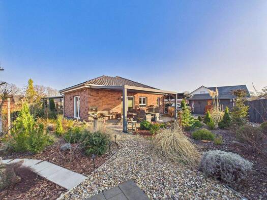 Bungalow zum Kauf 349.000 € 3 Zimmer 96 m² 630 m² Grundstück Bockelskamp Wienhausen 29342