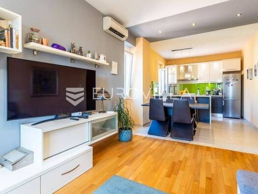 Wohnung zum Kauf 570.000 € 3 Zimmer 79 m² 2. Geschoss Manus Grad - Meje