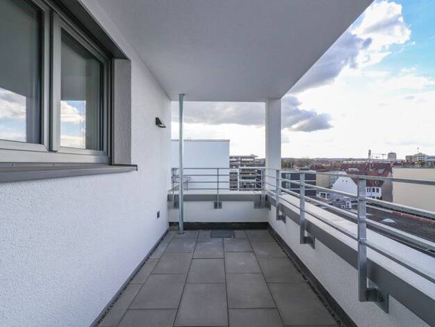 Wohnung zur Miete 1.195 € 2 Zimmer 68,8 m² 5. Geschoss frei ab 01.09.2025 Von-Hünefeld-Straße 20+22 Stadtmitte Neu-Ulm 89231