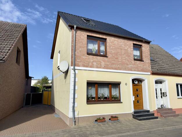 Einfamilienhaus zum Kauf 199.000 € 5,5 Zimmer 130 m² 649 m² Grundstück Lübz Lübz 19386