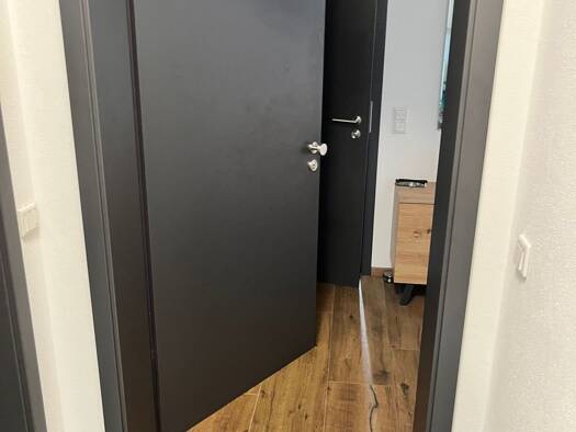 Wohnung zur Miete 900 € 1 Zimmer 40 m² Geschoss 2/3 frei ab 30.07.2026 Süd Rosenheim 83026