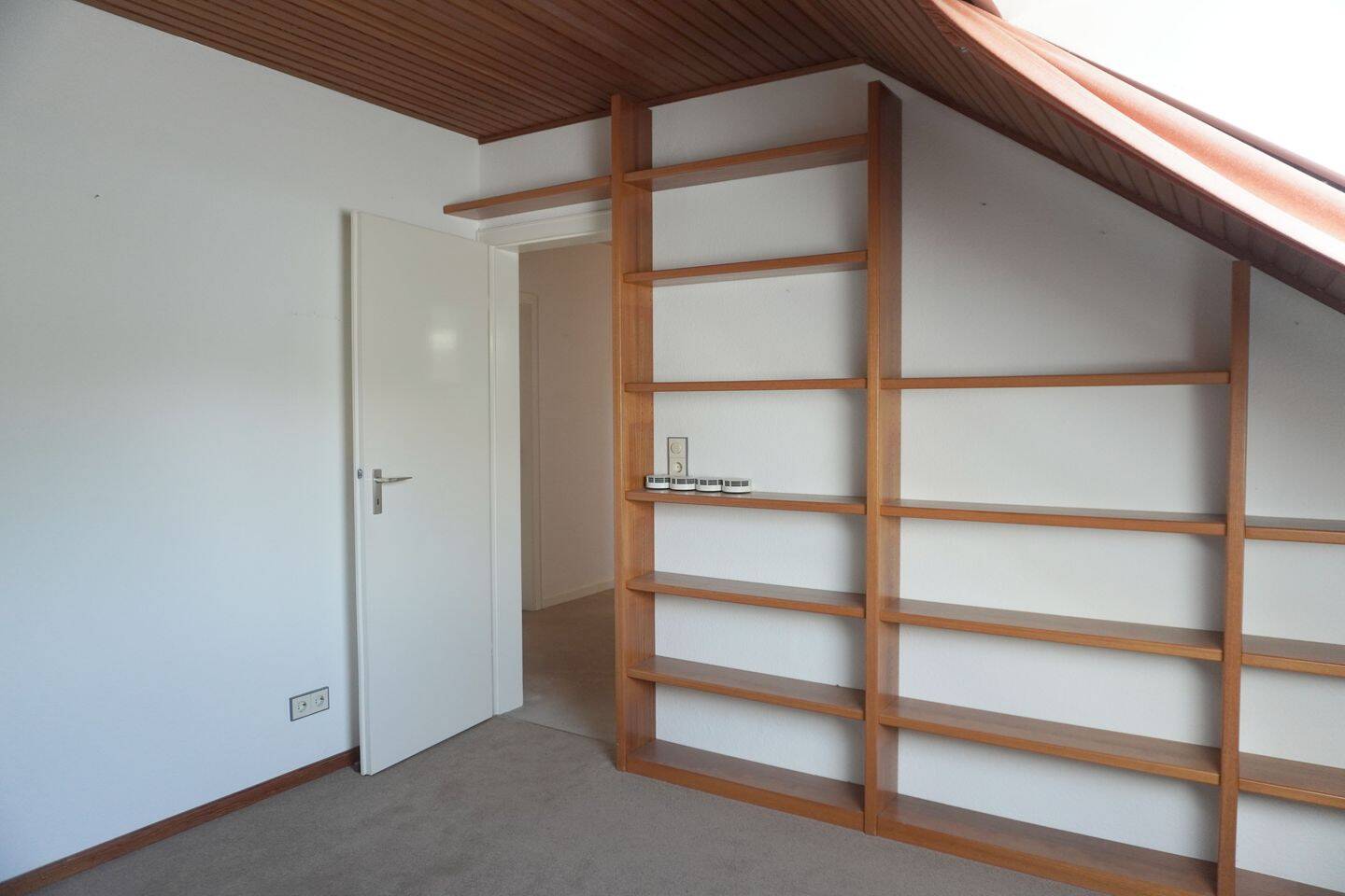 Property thumbnail 11