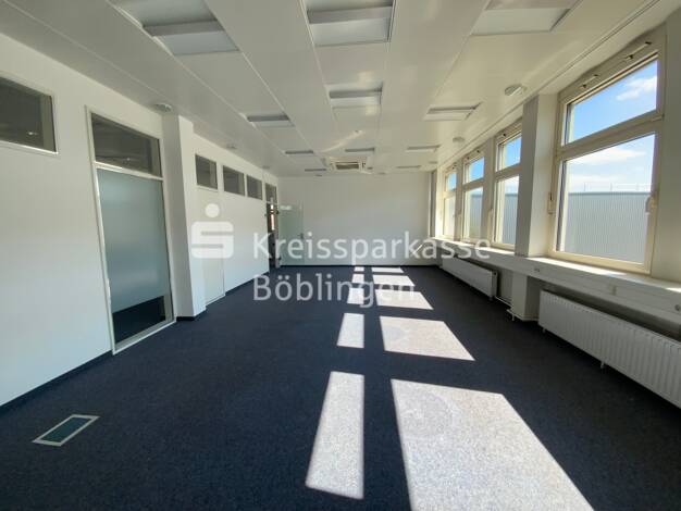 Büro zur Miete 8 € 7 Zimmer teilbar ab 300 m² Mitte Sindelfingen 71063