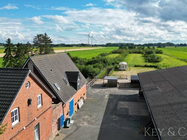 Einfamilienhaus zum Kauf 679.000 € 8 Zimmer 187 m² 29.000 m² Grundstück Freiburg (Elbe) 21729